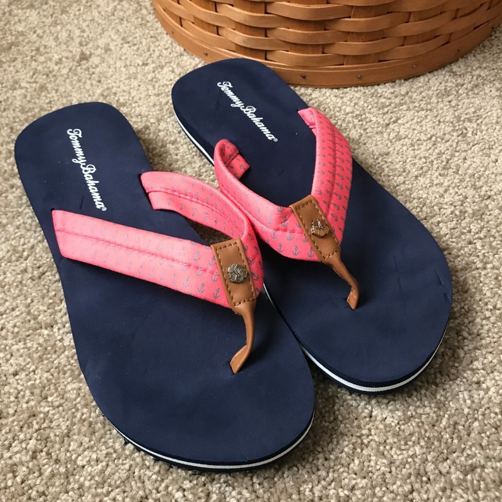 Tommy Bahama Navy Blue w/Pink Thong & Blue Anchors Flip Flops Size 10 - Picture 2 of 6